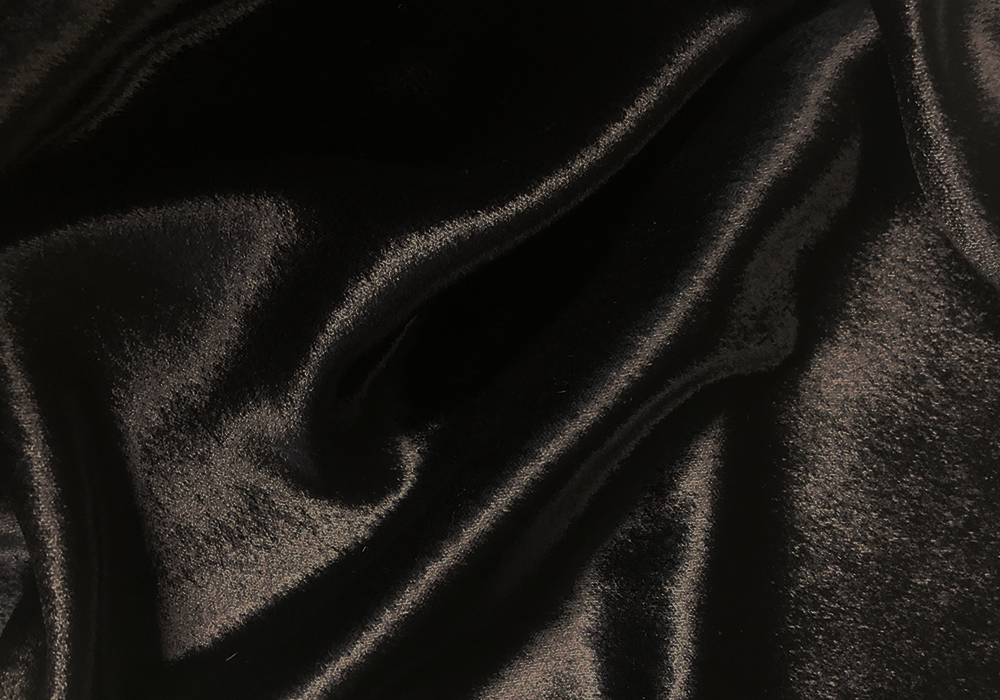 Velours pure noir 1000x700 - Notre Studio de Création